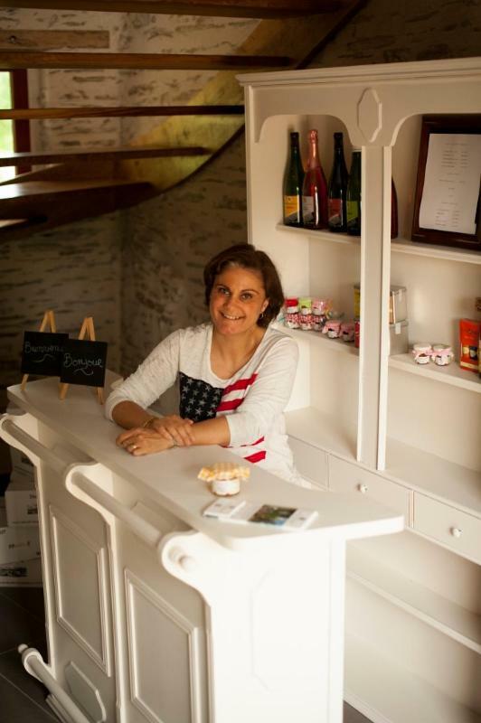 לינה וארוחת בוקר Saint-Mélaine-sur-Aubance Moulin De Gaubourg מראה חיצוני תמונה